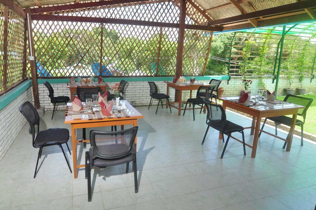 Golden Rose Guest House Old Bagan Exterior photo